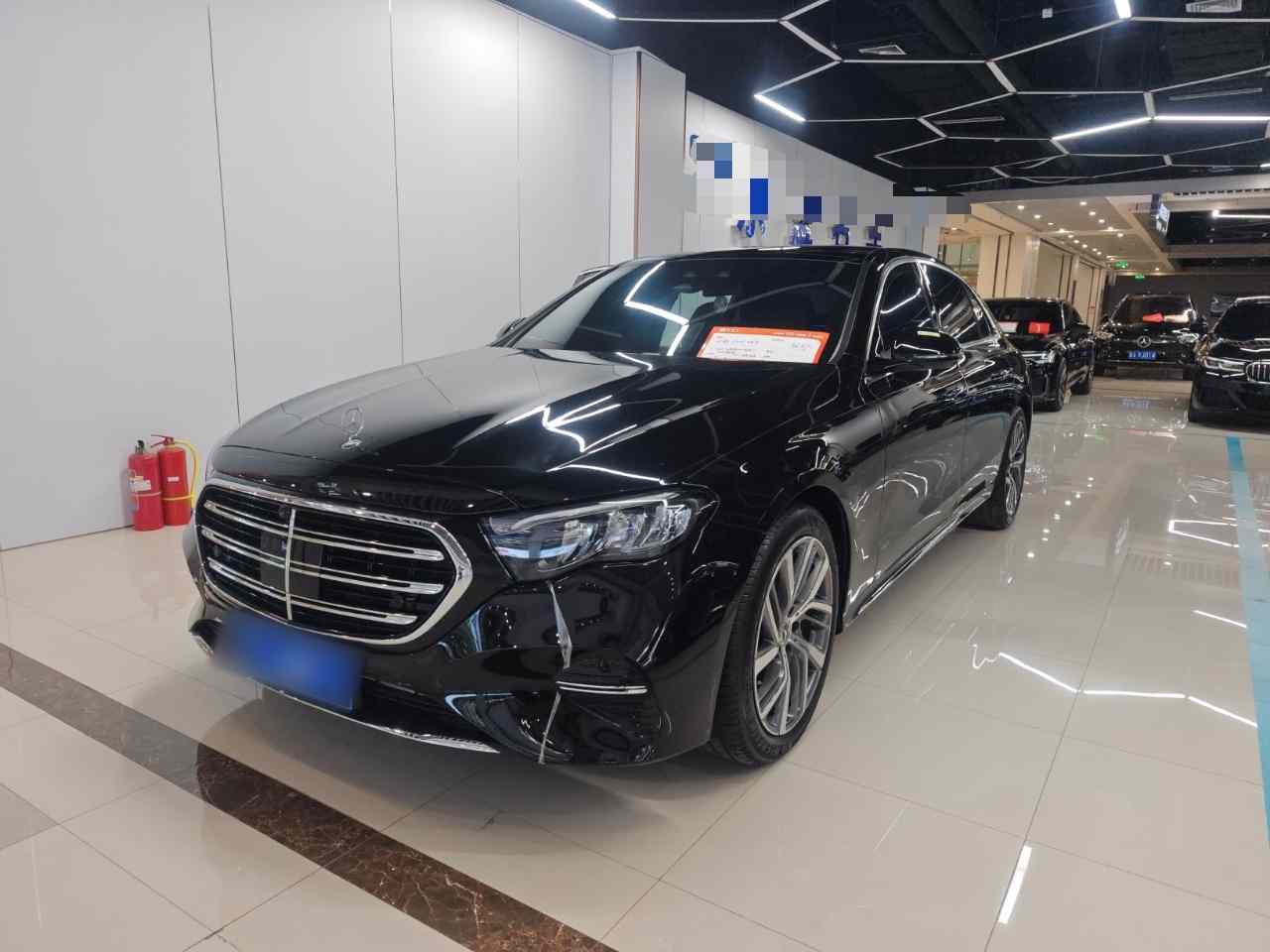 奔驰E级 2025款 E 300 L 时尚型(1)