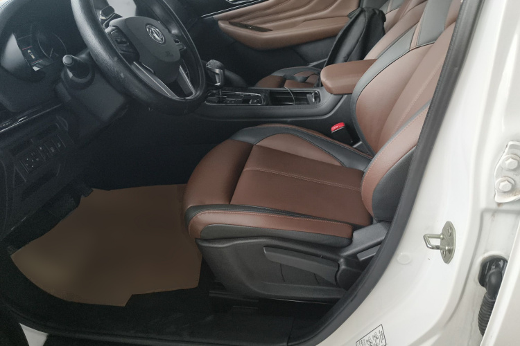 东风风神AX7 2018款 经典 1.6T 自动精英型中控内饰19