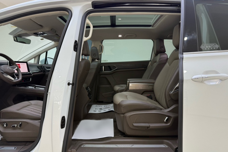 大众 威然 2024款 330TSI 豪华版中控内饰7008