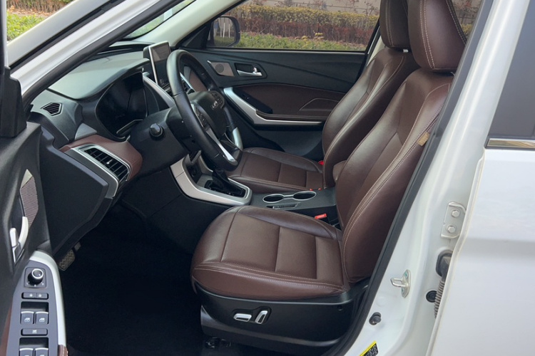 比速汽车 比速T3 2017款 1.3T CVT旗舰型局部细节19