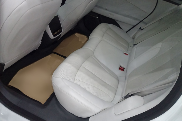 小鹏P7+ 2024款 超长续航 Max中控内饰7004