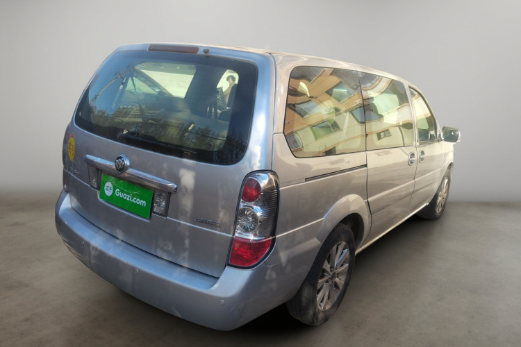 别克GL8 2014款 2.4L 经典版车身外观7