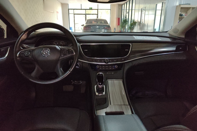 别克 君越 2018款 20T 精英型中控内饰7002