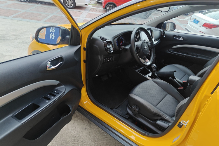 起亚 奕跑 2019款  1.4L 自动运动版 国VI中控内饰20