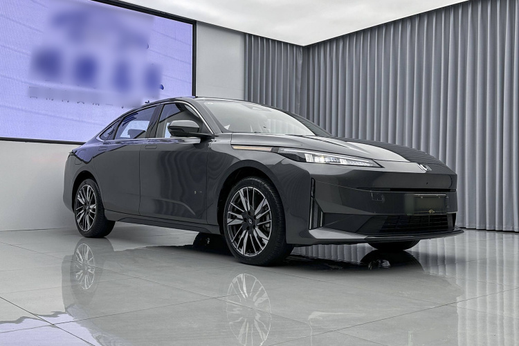 长安启源A05 2024款 145 Max车身外观6001