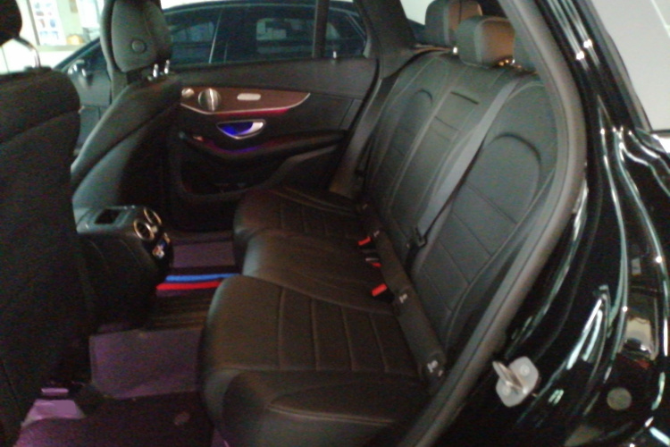 奔驰GLC 2021款 GLC 300 L 4MATIC 动感型中控内饰21