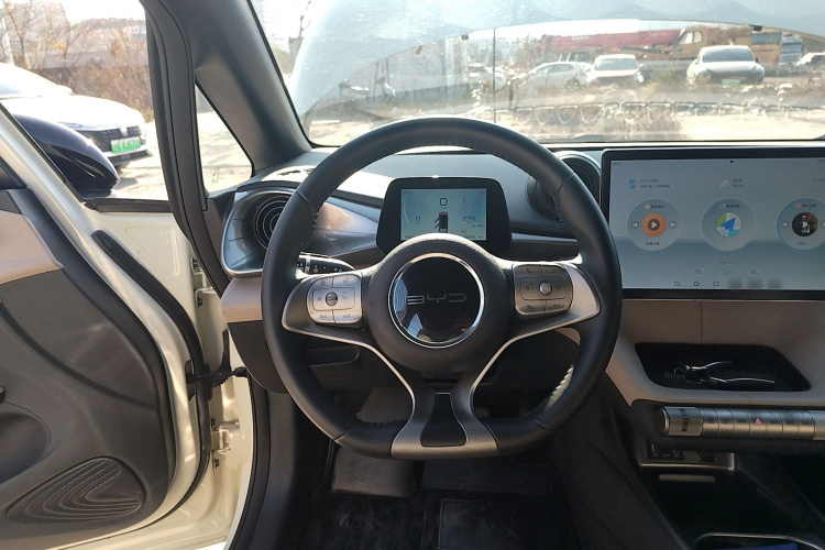 比亚迪 海豚 2021款 405km 时尚版局部细节13