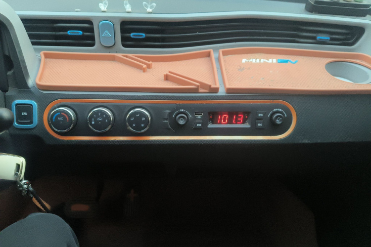 五菱汽车 宏光MINIEV 2020款 自在款 磷酸铁锂局部细节16