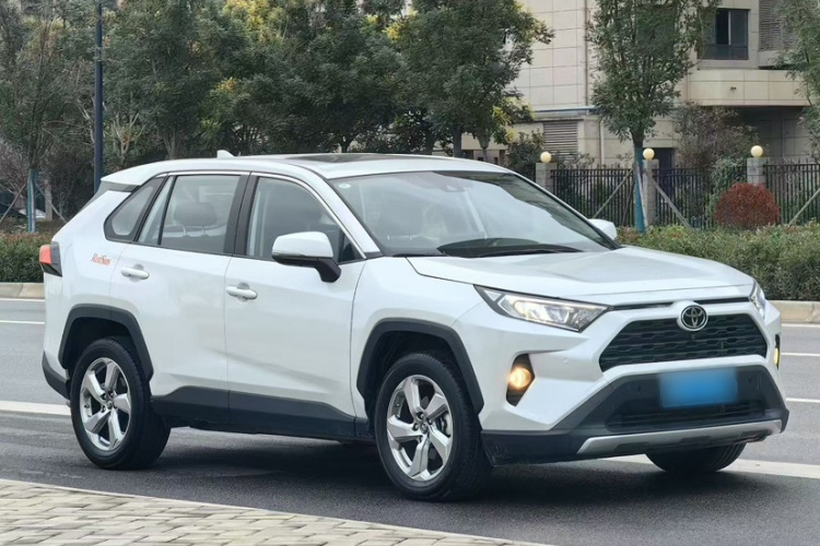 丰田 RAV4荣放 2022款 2.0L CVT两驱风尚版车身外观6005
