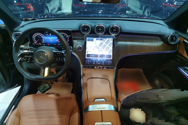 奔驰GLC 2024款 改款 GLC 300 L 4MATIC 动感型 5座中控内饰12