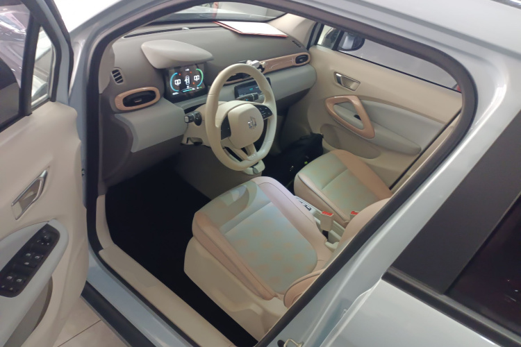 零跑汽车 零跑T03 2023款 310轻享版中控内饰7003