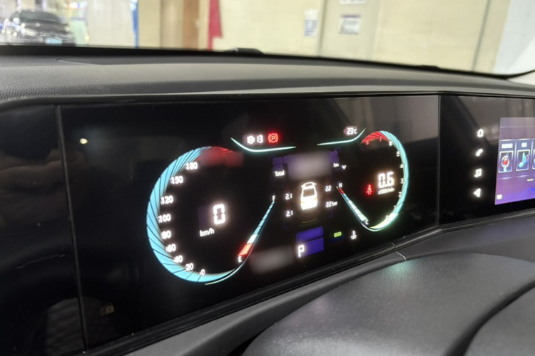 长安 逸动 2022款 PLUS 1.6L GDI CVT精英型局部细节14