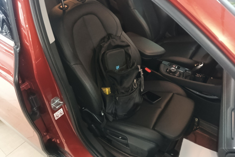 宝马X2(进口) 2019款 sDrive20i M越野套装 国VI局部细节41