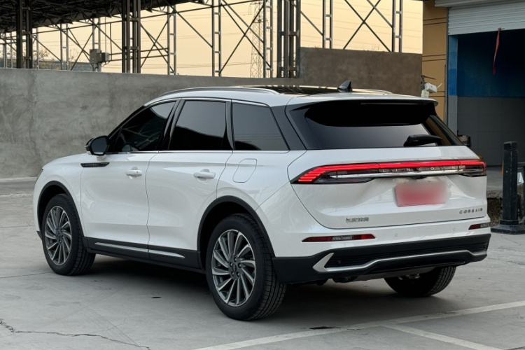 林肯 冒险家 2024款 2.0T 两驱尊雅版车身外观6005