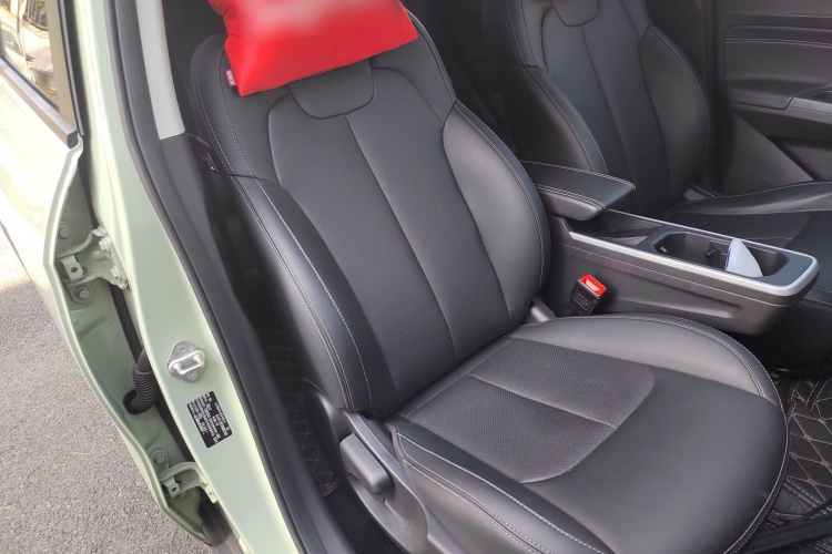 哪吒汽车 哪吒AYA 2023款 318 Lite局部细节41