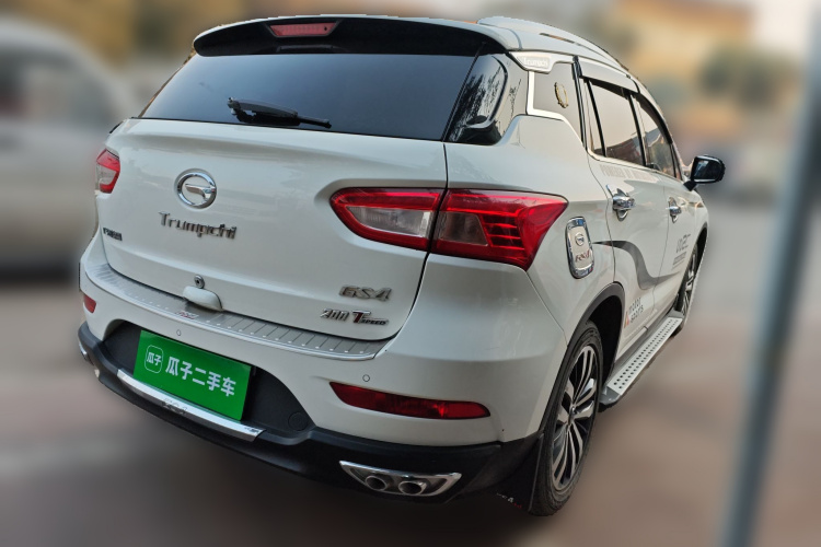 广汽传祺 传祺GS4 2015款 200T G-DCT豪华版车身外观7