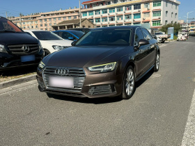 奥迪A4L 2018款 30周年年型 40 TFSI 时尚型