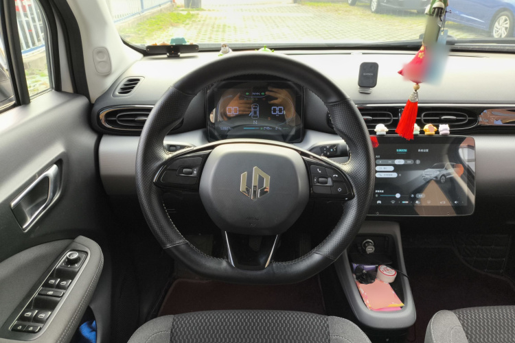 零跑汽车 零跑T03 2021款 400轻享版 磷酸铁锂中控内饰13