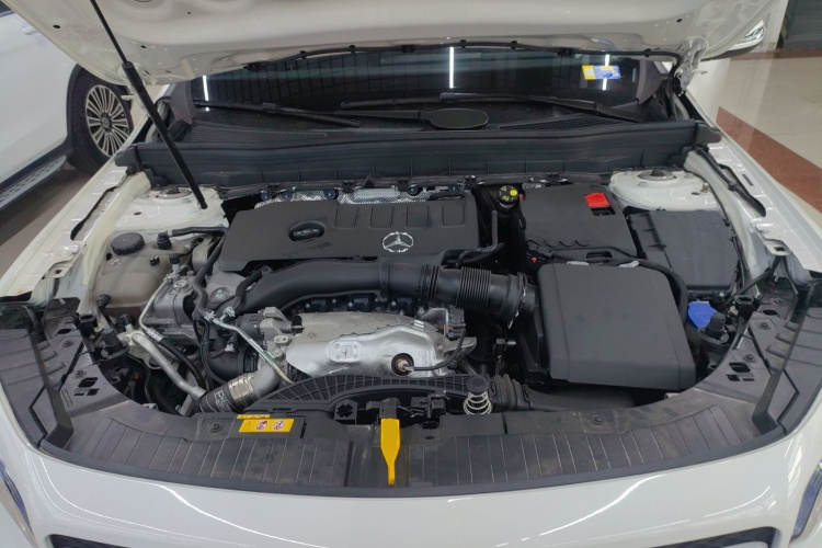 奔驰GLB 2023款 GLB 220 时尚型局部细节24