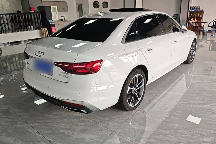 奥迪A4L 2024款 40 TFSI 时尚动感型车身外观6005
