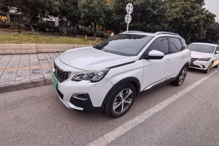 标致4008 2019款 360THP 尝先版车身外观1