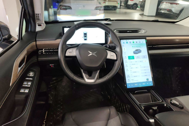 小鹏P5 2021款 550P中控内饰13