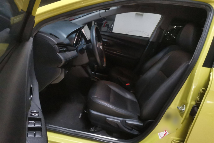 丰田 YARiS L 致炫 2019款 1.5E CVT魅动版 国VI中控内饰20