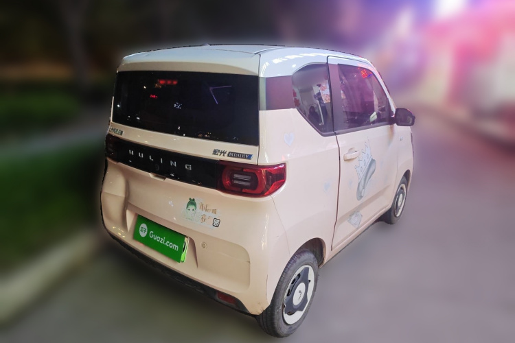 五菱汽车 宏光MINIEV 2021款 马卡龙臻享款 磷酸铁锂车身外观6005