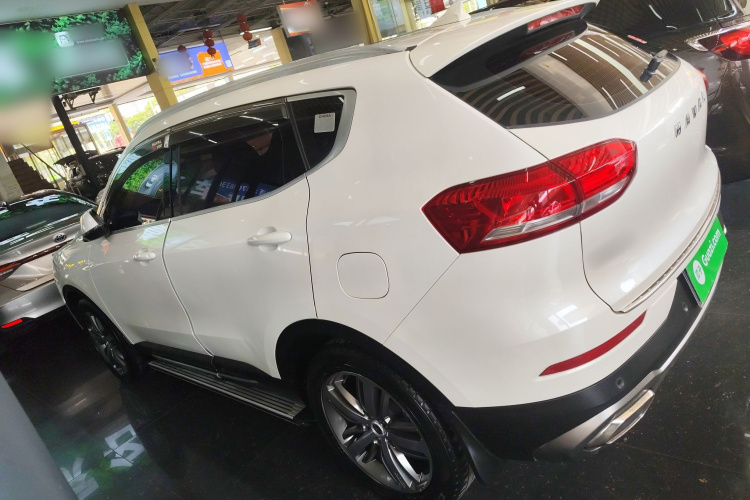 哈弗H6 2017款 红标 2.0T 自动两驱领尚型车身外观6003