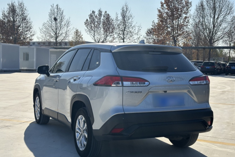 丰田 锋兰达 2022款 2.0L CVT精英版车身外观6004