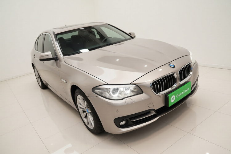 宝马5系 2017款 520Li 典雅型车身外观3