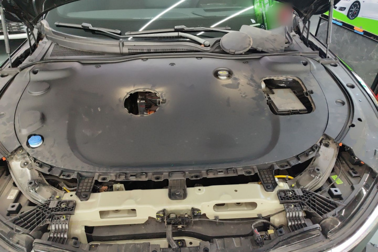 长安启源A07 2025款 蓝鲸纯电版 710旗舰型机舱底盘24