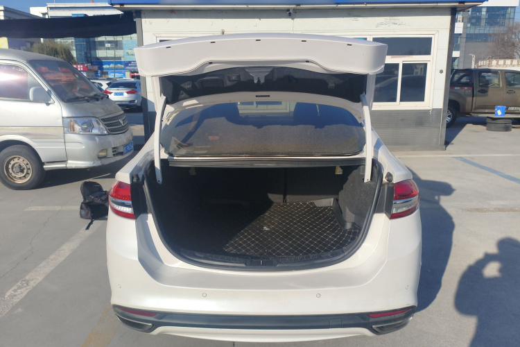 福特 蒙迪欧 2017款 改款 EcoBoost 180 时尚型局部细节23