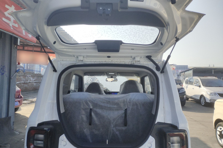 吉利银河 熊猫 2025款 210km 元气熊机舱底盘23