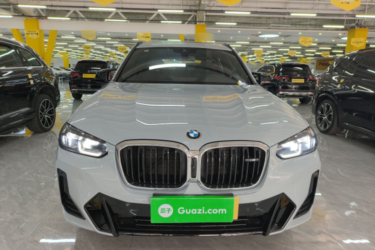 宝马X3(进口) 2022款 M40i车身外观2
