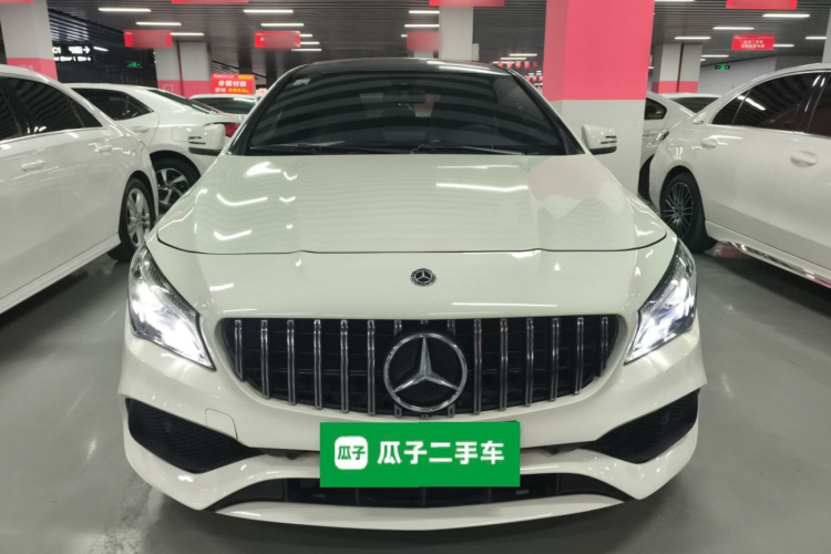 奔驰CLA 2017款 改款 CLA 200 时尚型车身外观2