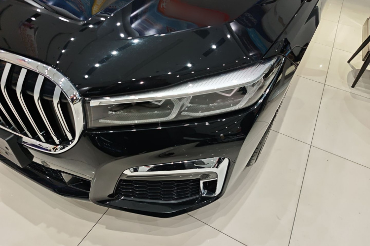 宝马7系 2019款 改款 730Li M运动套装局部细节36