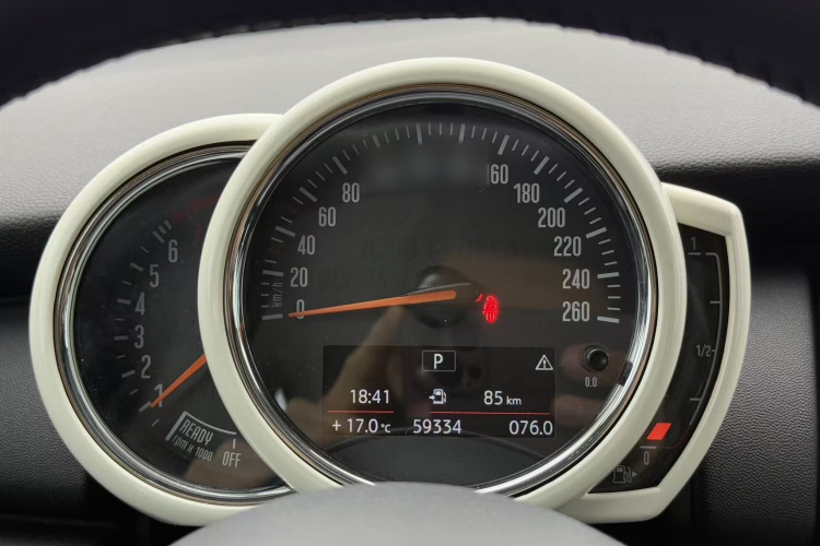 MINI 2021款 1.5T ONE 五门版局部细节14