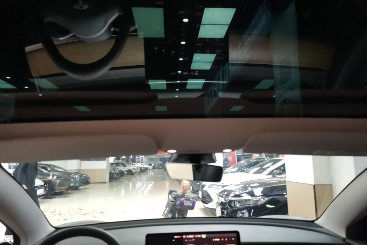 特斯拉 Model 3 2020款 改款 标准续航后驱升级版局部细节22