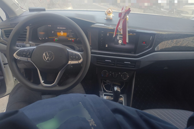 大众 朗逸 2025款 新锐 1.5L 出众新逸版中控内饰12