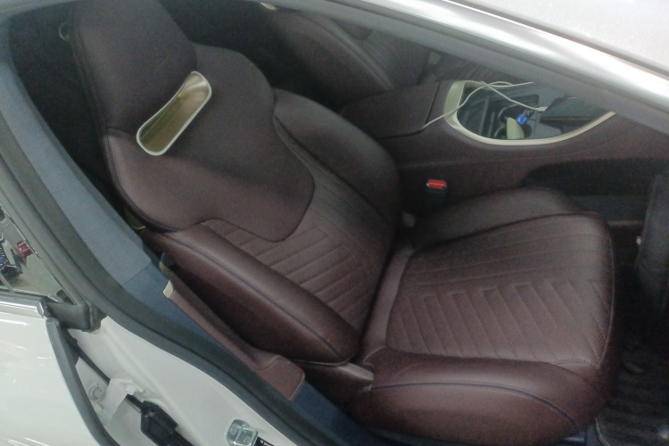 阿维塔11 2022款 长续航双电机奢享版 5座局部细节41