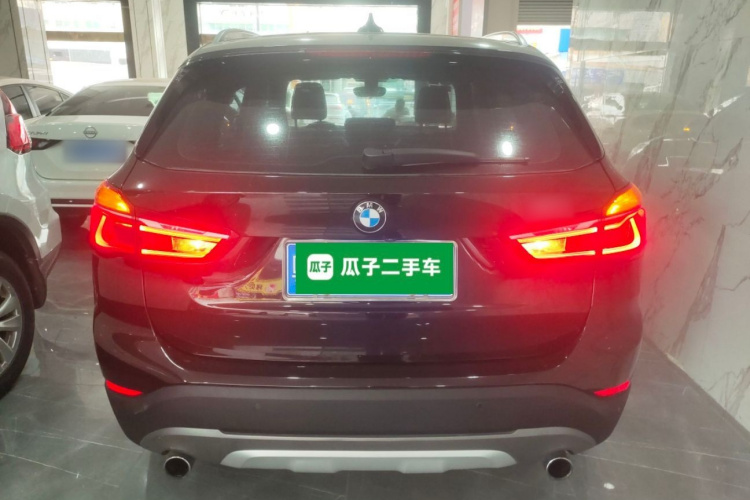 宝马X1 2018款 xDrive20Li 尊享型车身外观6004