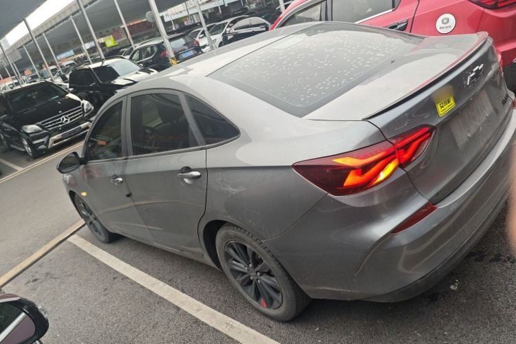 雪佛兰 科鲁泽 2019款 Redline 320T 双离合欢快版 国VI车身外观6003