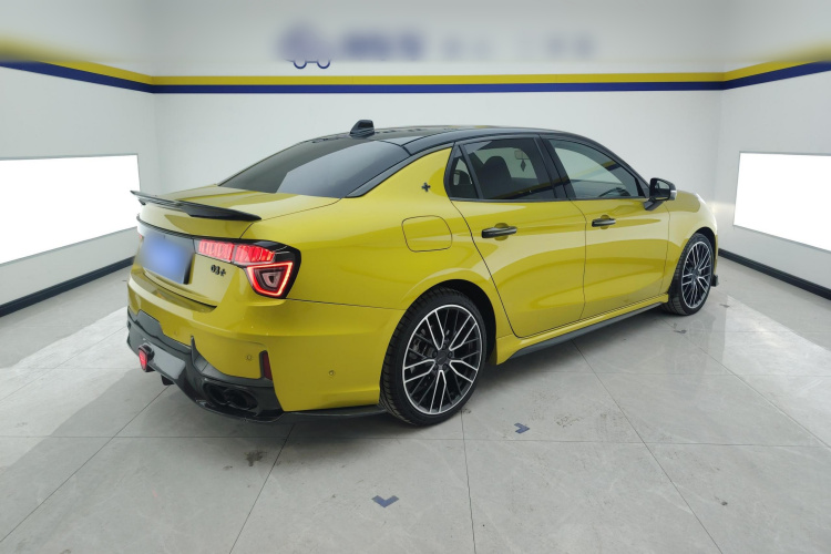 领克03 2019款 03+ 2.0TD 自动驭风版车身外观7