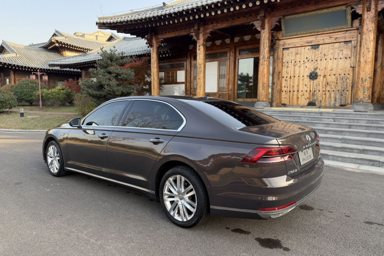 大众 辉昂 2018款 380TSI 两驱旗舰版车身外观6005