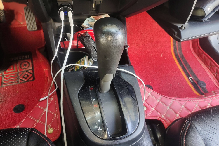 本田 飞度 2014款 1.5L LX CVT舒适型局部细节18