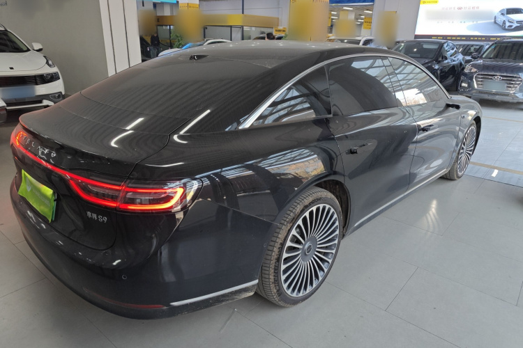 鸿蒙智行 享界S9 2024款 纯电 Ultra 四驱旗舰版车身外观7