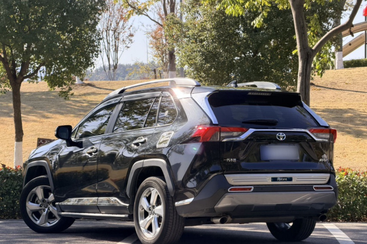 丰田 RAV4荣放 2020款 双擎  2.5L E-CVT两驱精英版车身外观6008