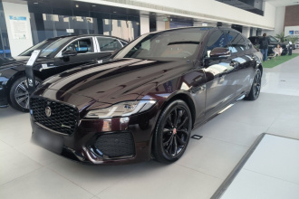 捷豹XFL 2021款 XFL 2.0T P250 四驱曜黑运动版