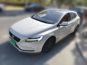 沃尔沃V40 2017款 T3 智逸版